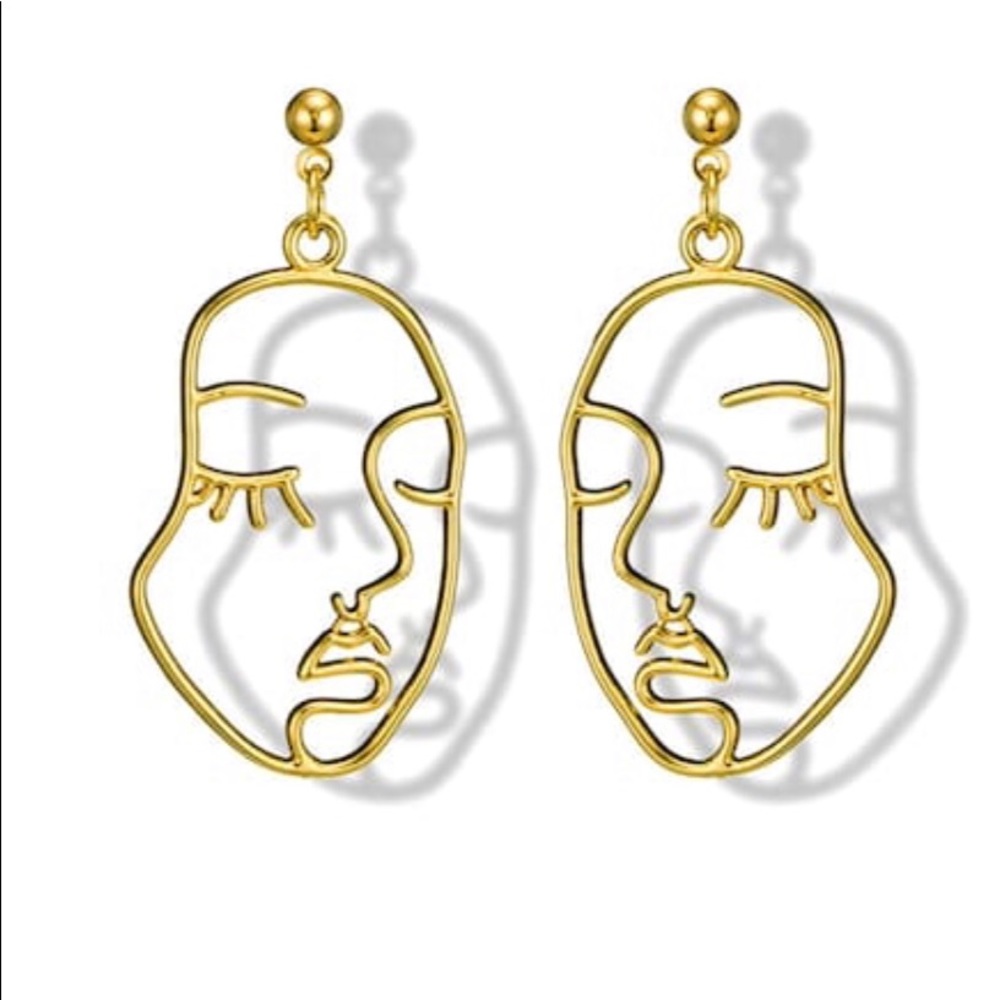 Hollow Face Design Drop Earrings